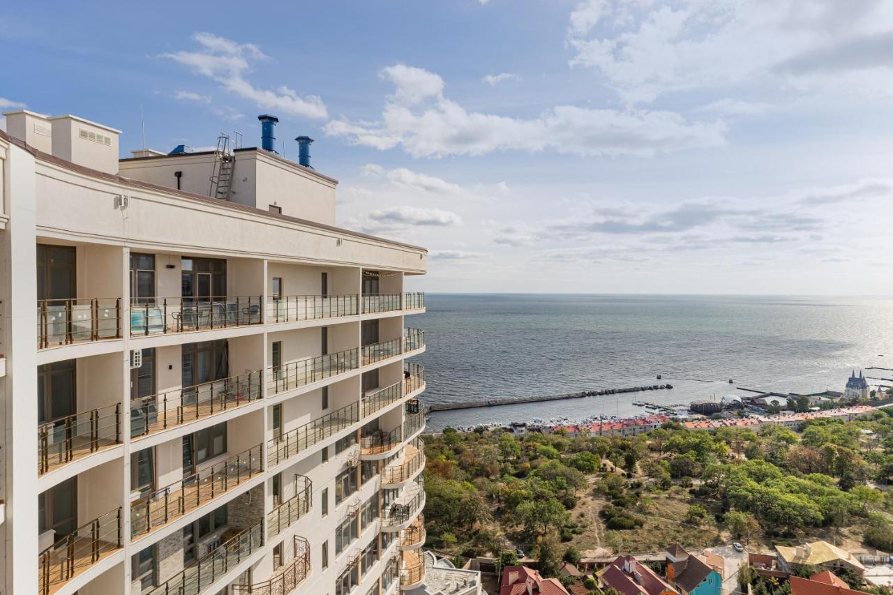 Pearl 44 Apartment With Terrace Odessa Eksteriør billede
